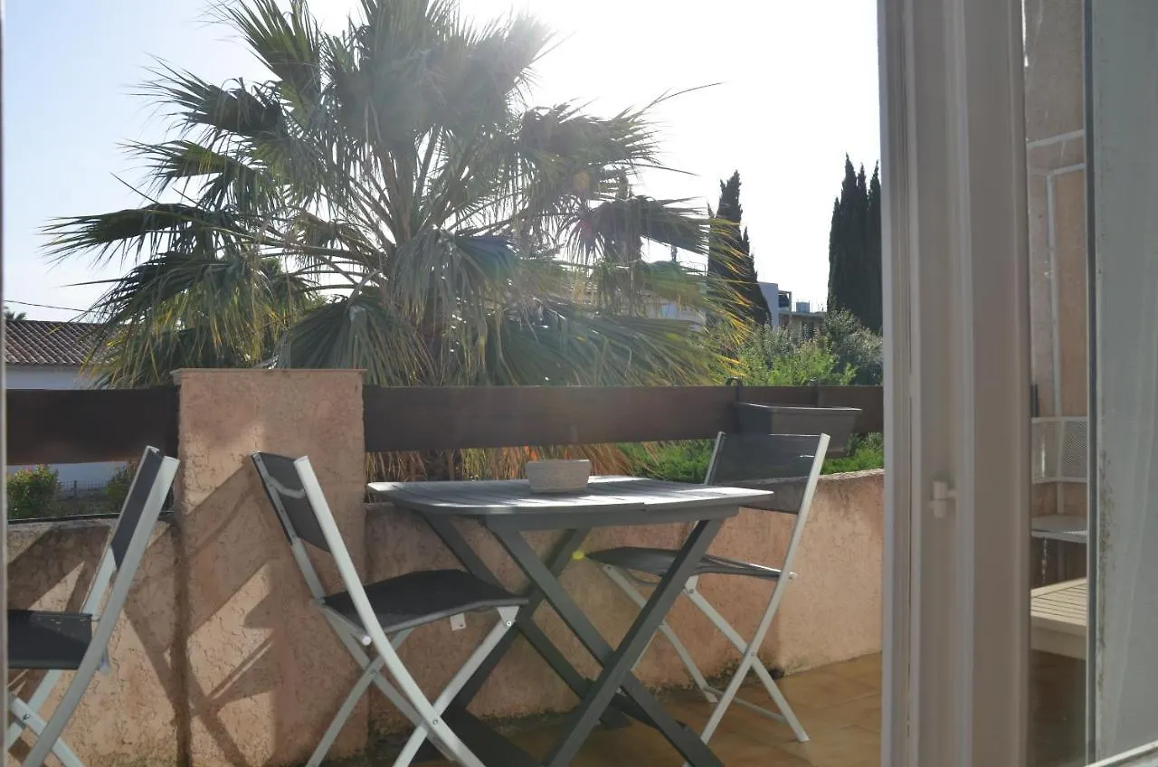 Les Oiseaux Apartment Saint-Cyr-sur-Mer 0*,  France